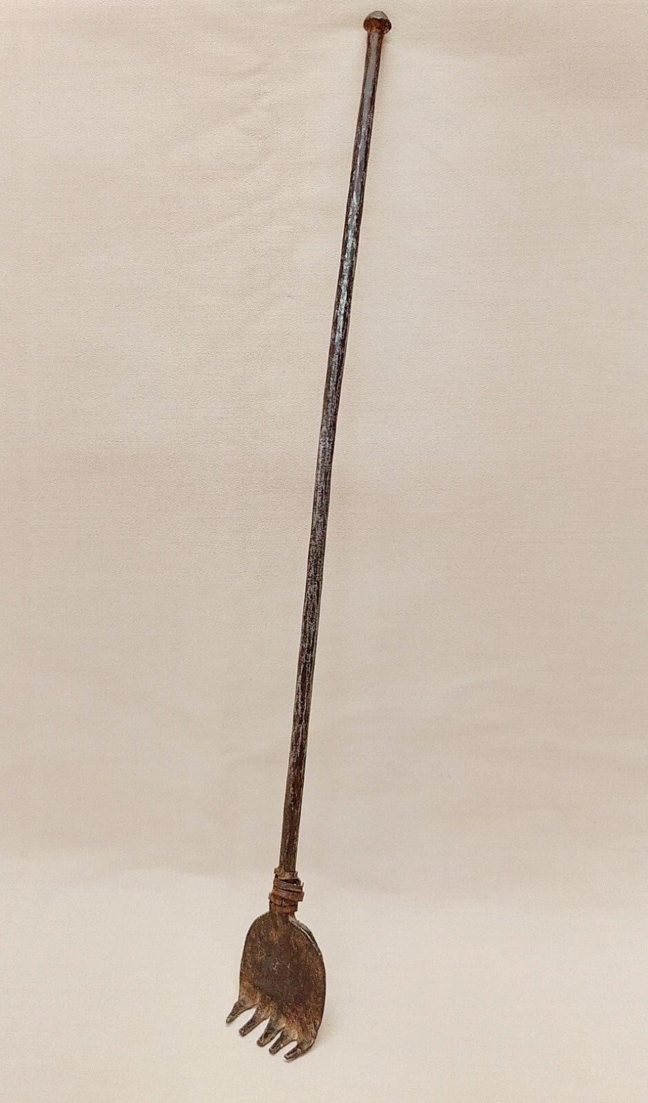 Rare Vintage Iron Back Scratcher Collectible.