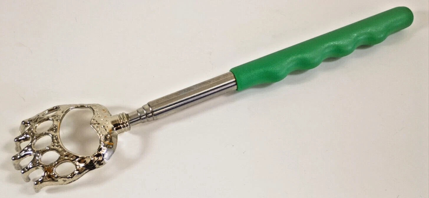 Retractable Bear Claw! Back Scratcher W/ Rubber Hand Grip. Telescopes Up To 22".