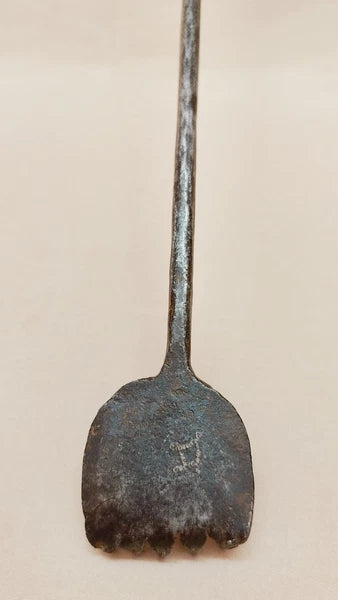 Rare Vintage Iron Back Scratcher Collectible.