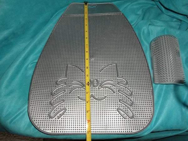 Lot 2 Cat-litter Mat &Self Groom Face Scratcher Wall Corner Massage Brush -gray
