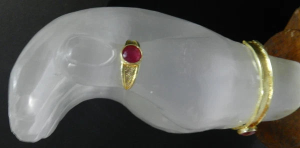 INCREDIBLE RARE JADE STONE BACK SCRATCHER with BRASS STAND 2 SEMI PRESIOUS STONE